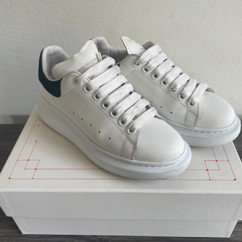 Alexander McQueen Sneaker size 37
